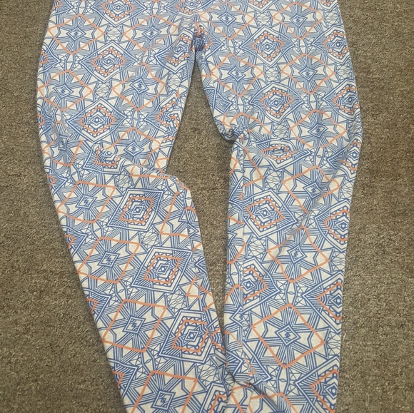 Lularoe Leggings - Picture 2 of 3